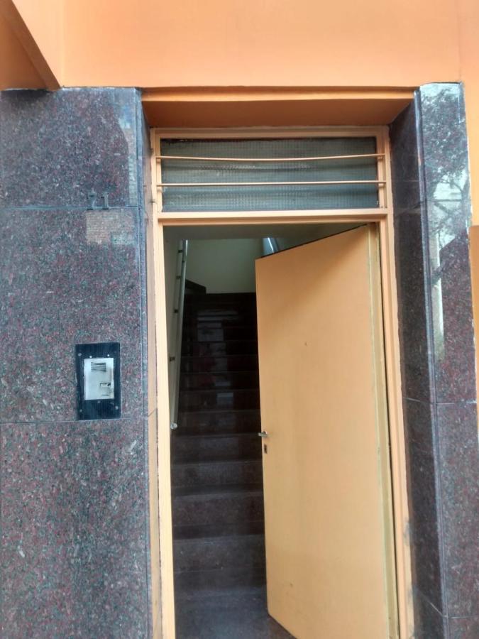 Uno Apartment *